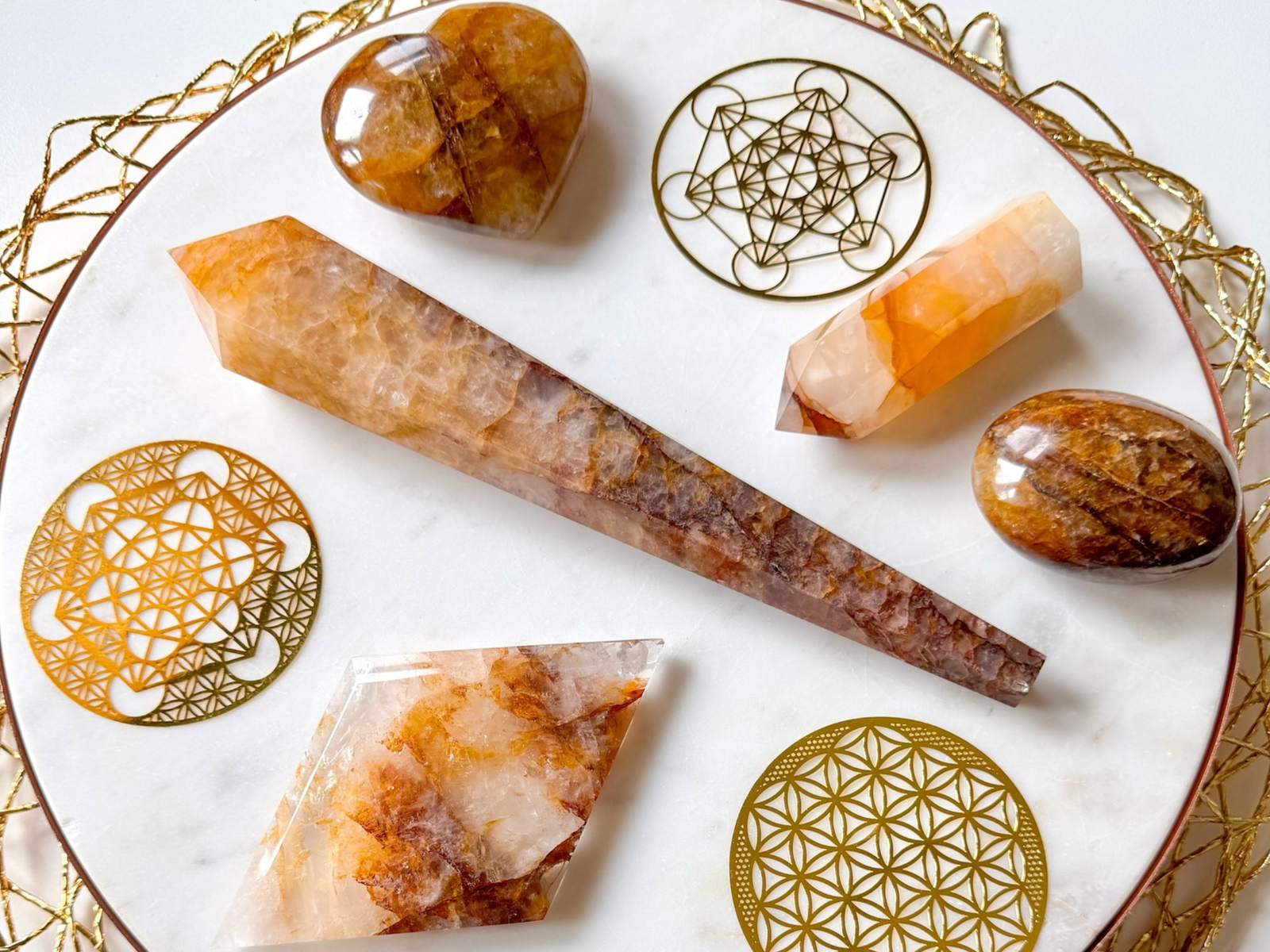 Golden Healer: Supportive & Radiant