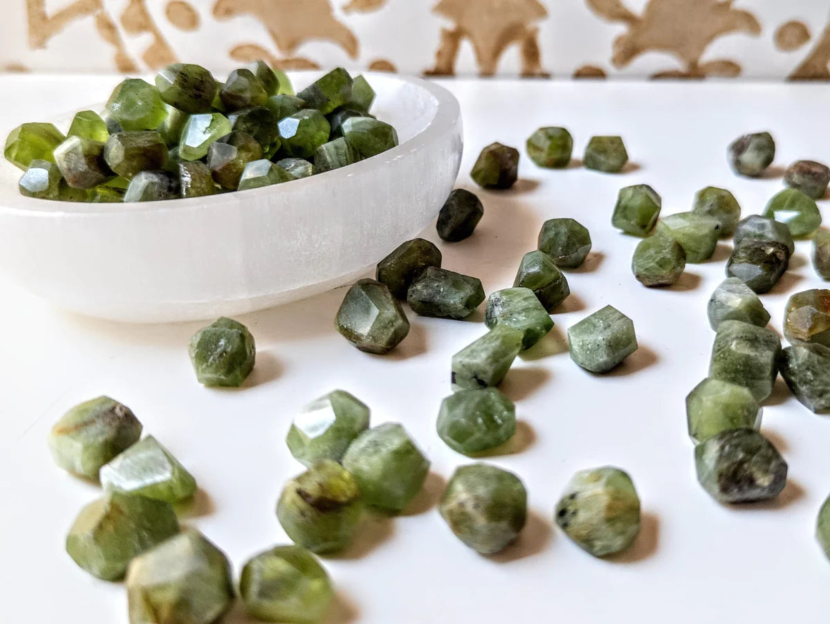 August Birth Stone: Peridot