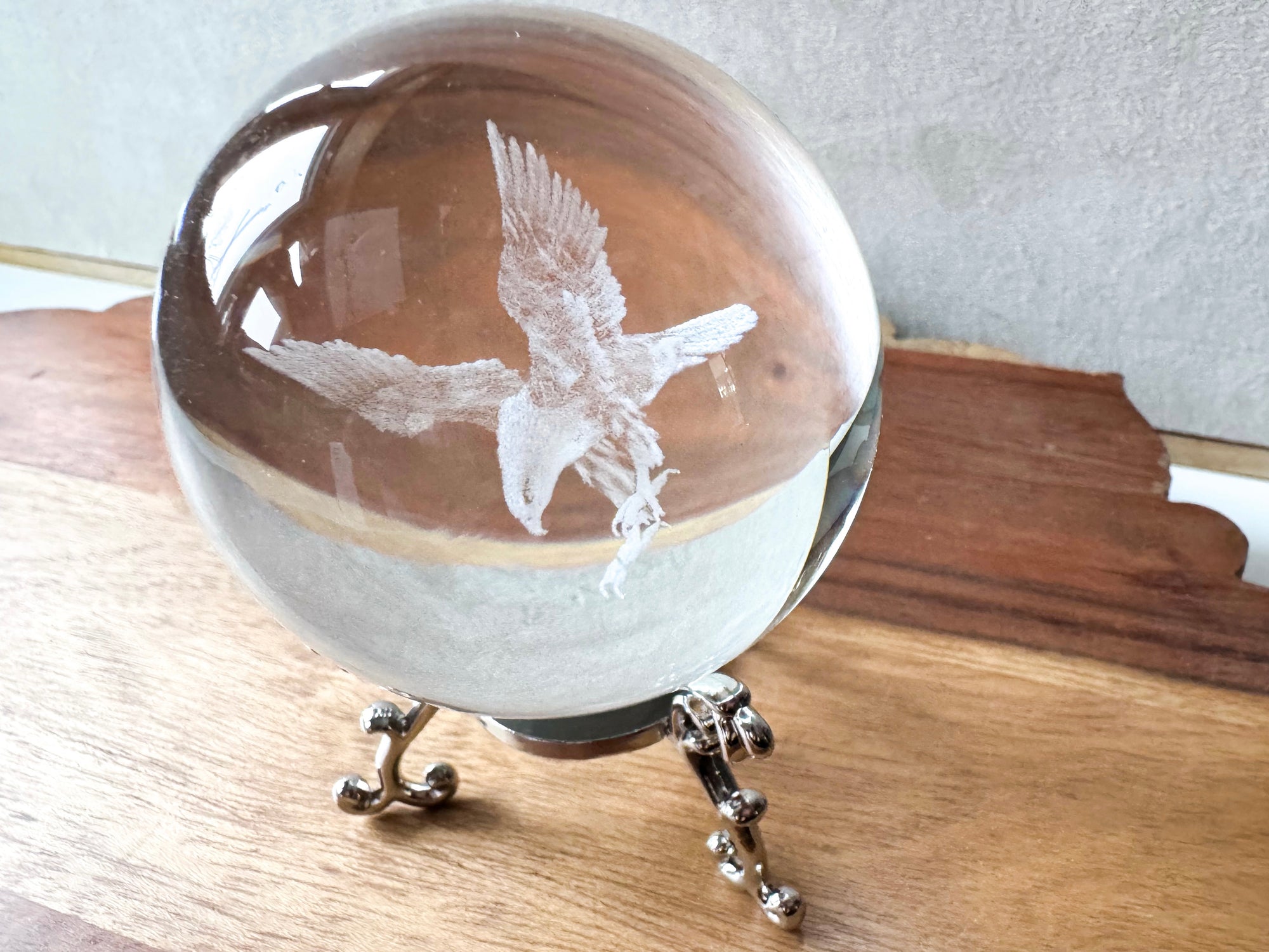 3D Laser Etched Glass Sphere with Metal Stand - Eagle
