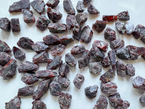 Almandite Rhodolite Garnet || Raw Pieces || Vintage "Chuck"