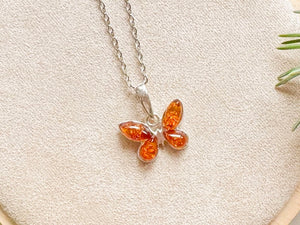 Baltic Amber Woodland Necklace Sterling Collection