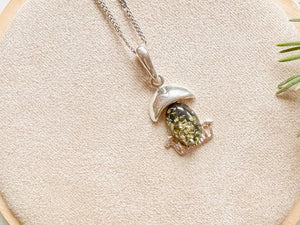 Baltic Amber Woodland Necklace Sterling Collection