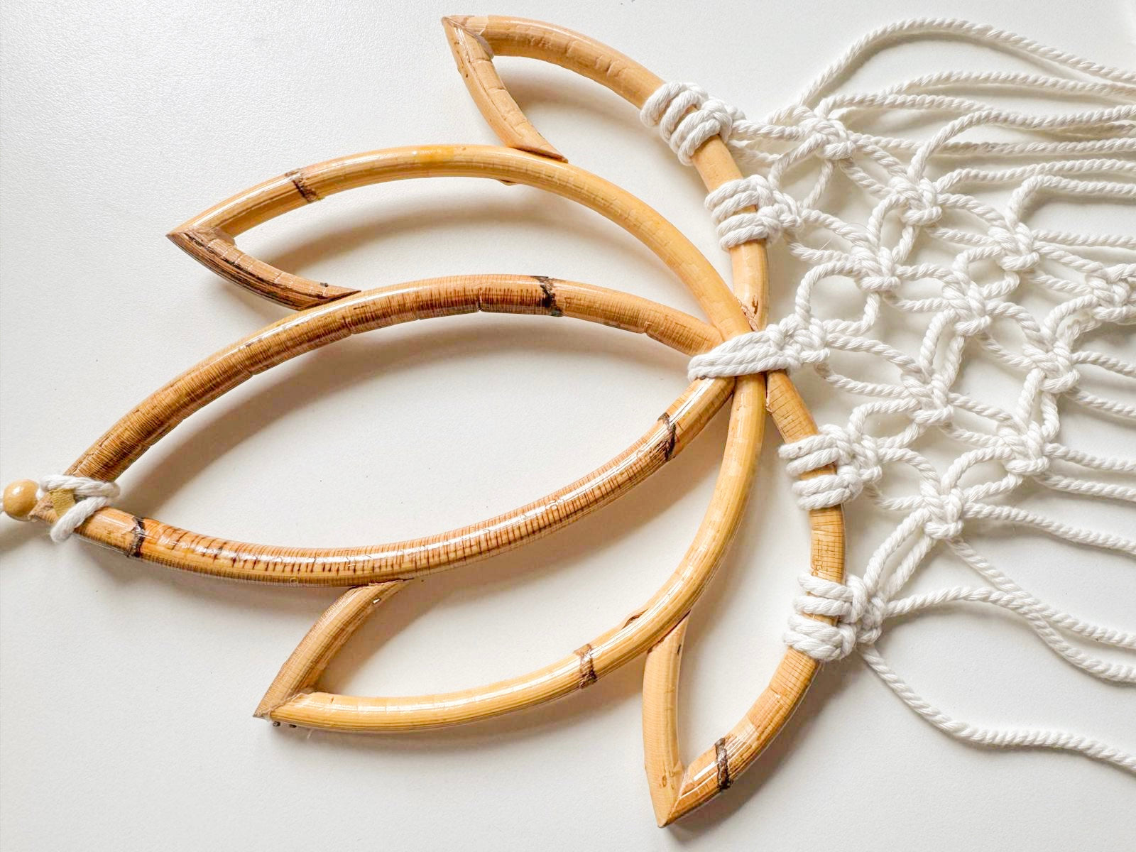 Bamboo Lotus Macrame with White Feathers
