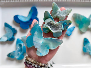 Blue-Colored Agate Butterfly Carving