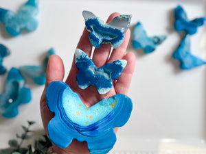 Blue-Colored Agate Butterfly Carving