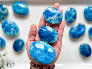 Blue-Colored Moonstone Palm Stone