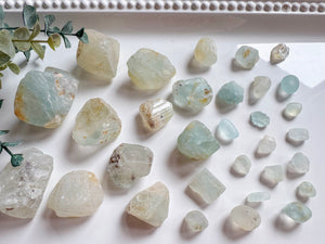 Blue Topaz || Raw & Polished