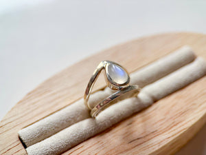 Celestial Dew Drop Sterling Silver Ring || Rainbow Moonstone