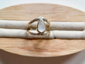 Celestial Dew Drop Sterling Silver Ring || Rainbow Moonstone