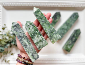 Chrome Diopside Point || Large