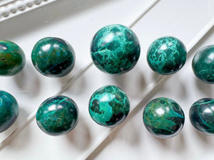 Chrysocolla Sphere || Peru