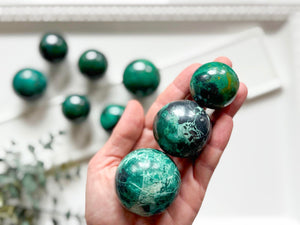 Chrysocolla Sphere || Peru