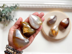 Coconut Agate Mini Flame || Madagascar