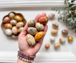 Crazy Lace Agate Round Tumbled Stone