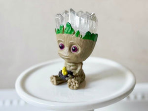 Crystal Crown Alien Mini Figure