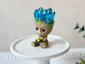 Crystal Crown Alien Mini Figure