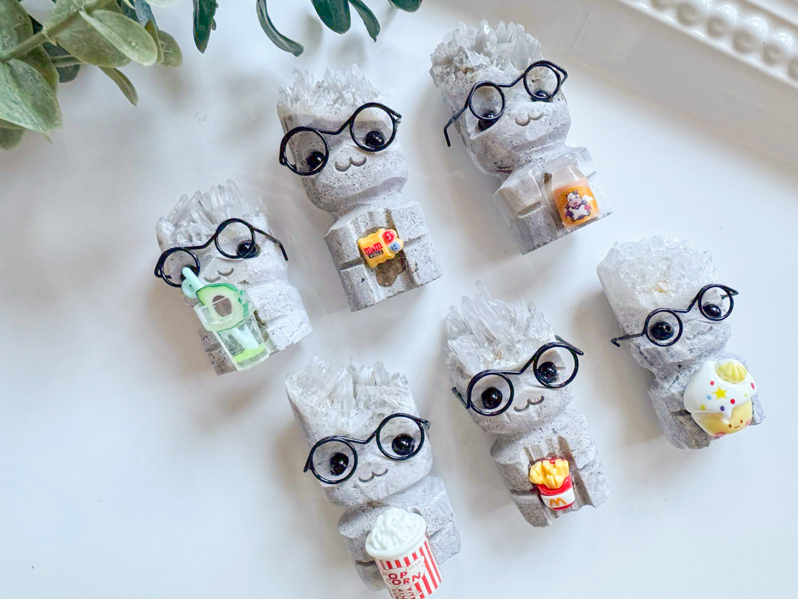 Cute Stone Cluster Critter || Clear Quartz
