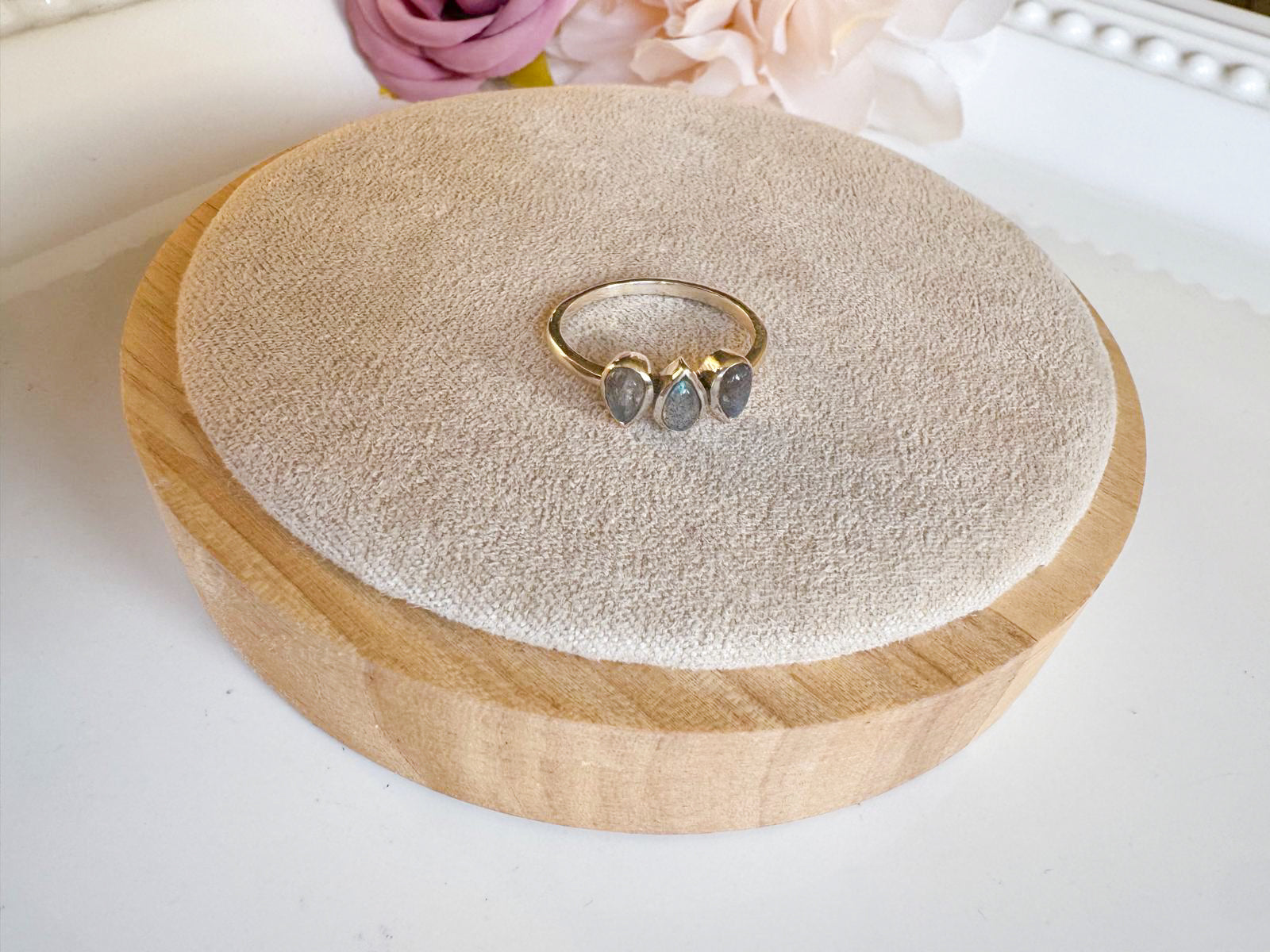 Dew Drop Dainty Sterling Ring || Labradorite