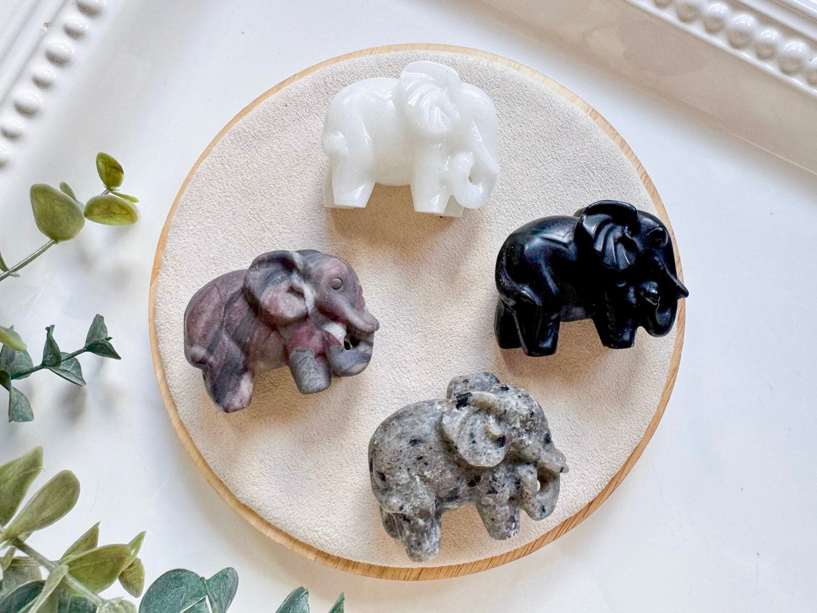 Elephant Crystal Carving || 1.75"