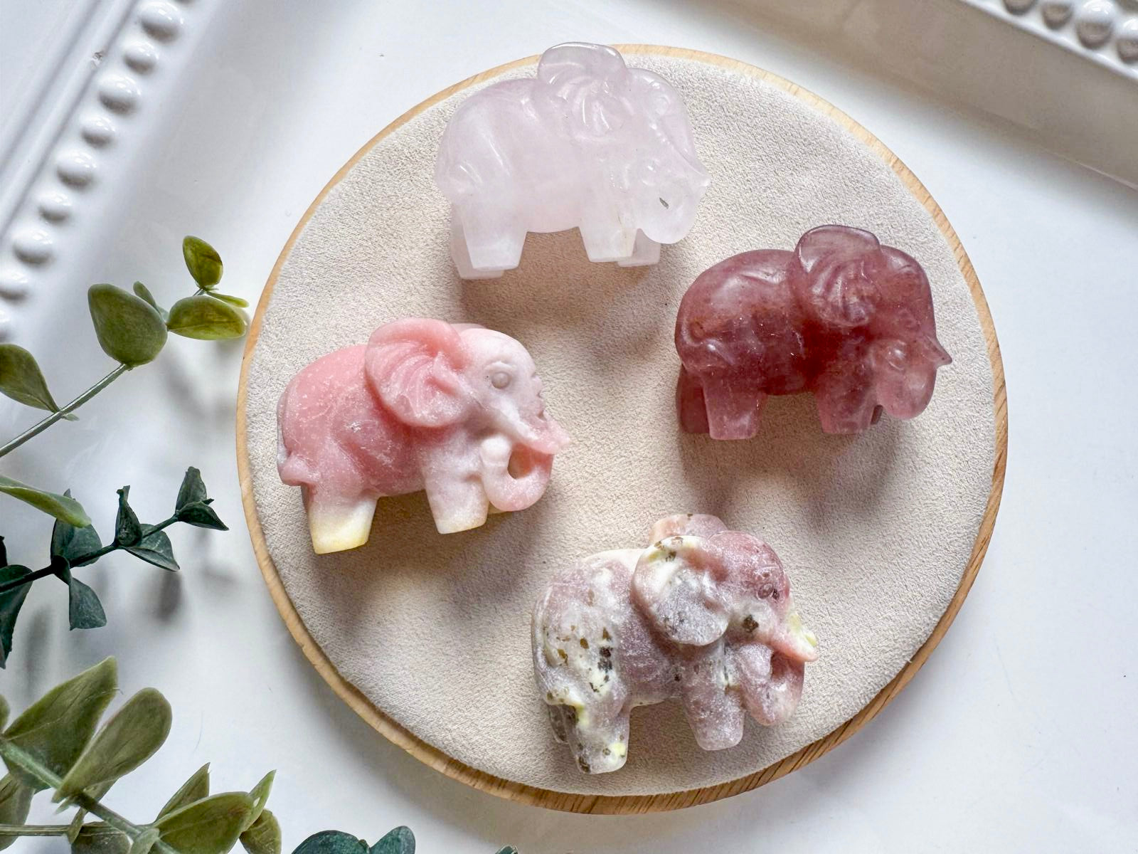 Elephant Crystal Carving || 1.75"