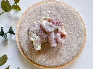 Elephant Crystal Carving || 1.75"