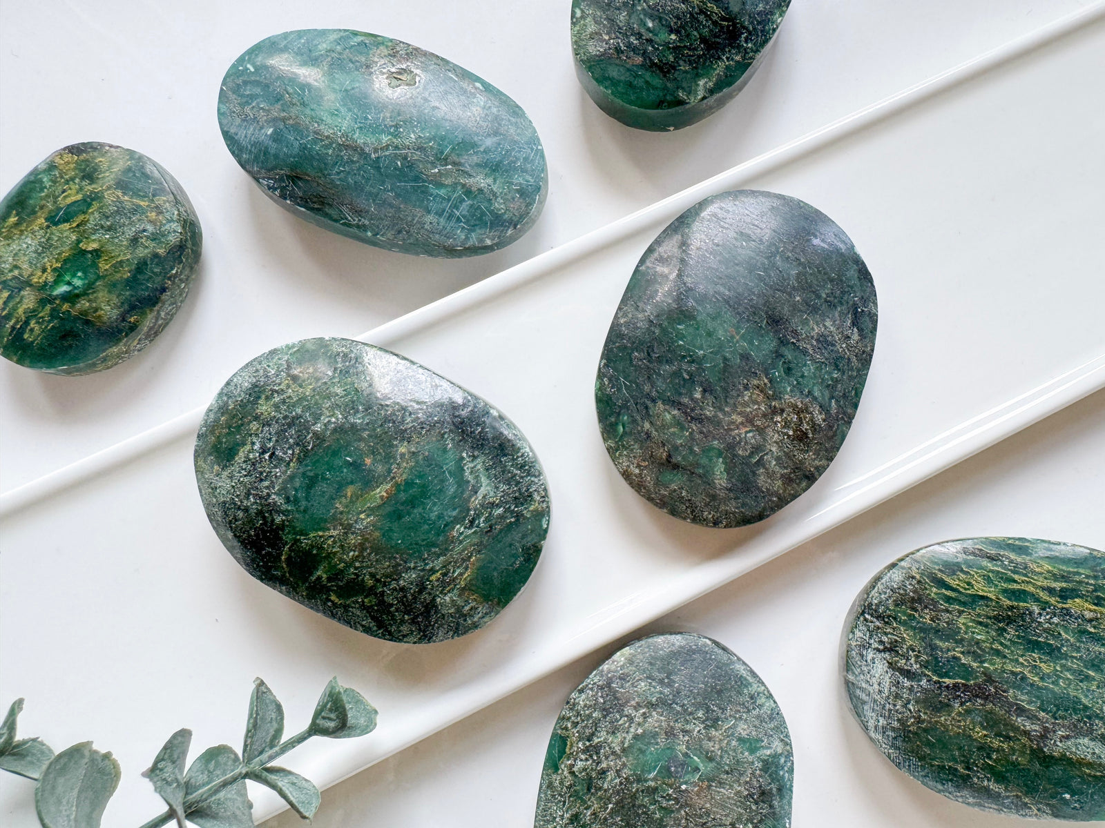 Emerald Verdite Jasper Palm Stone