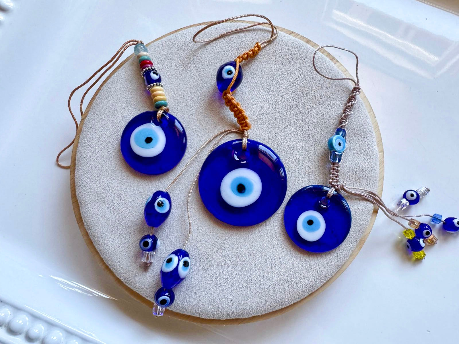 Evil Eye Knotted Hanger