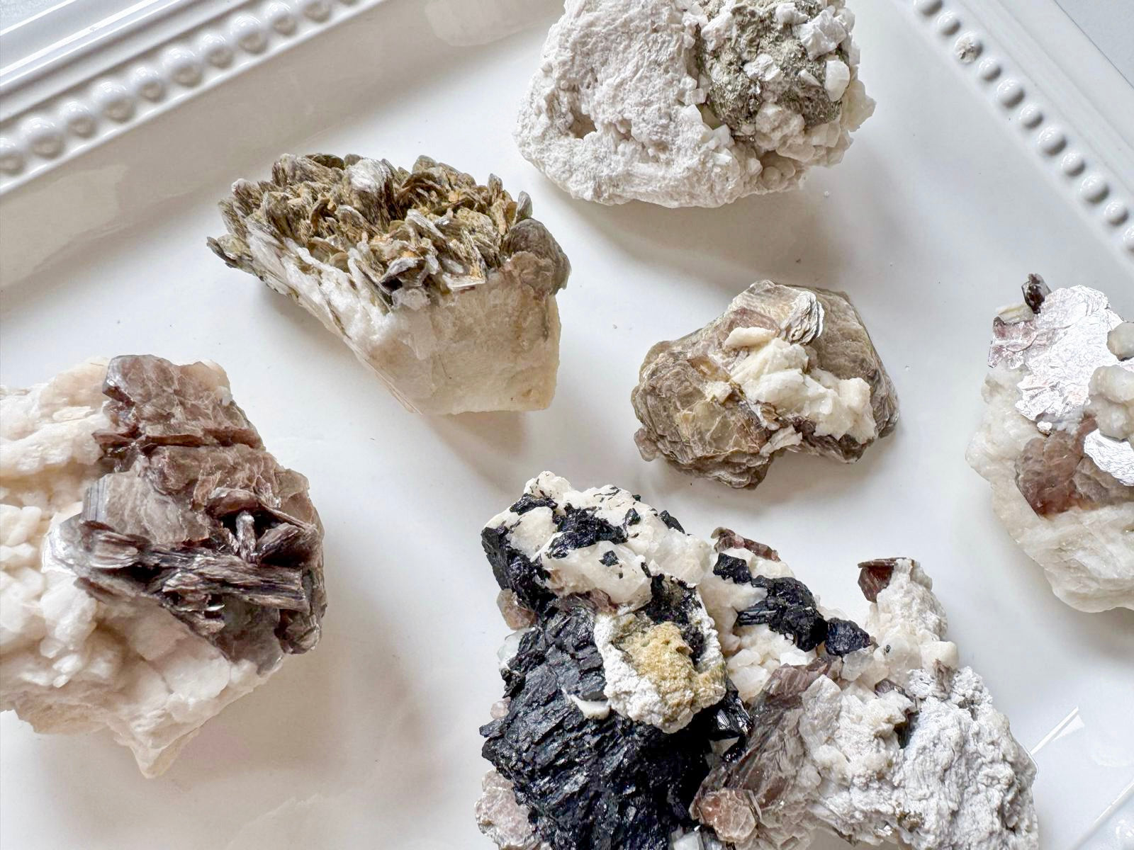 Feldspar & Mica Mixed Specimens || Brazil