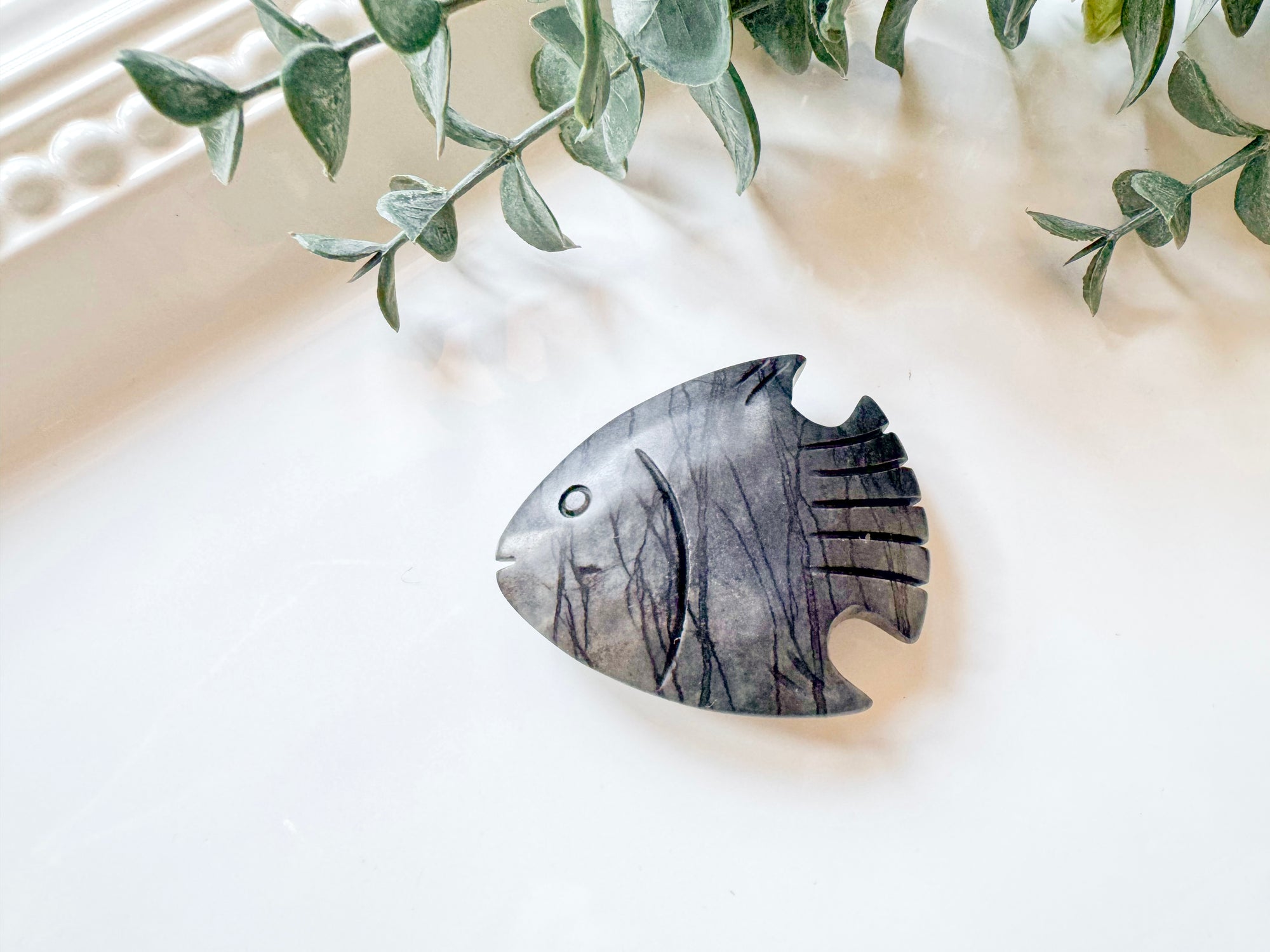 Fish Crystal Carving || 2"