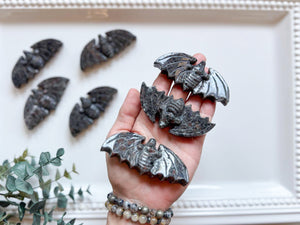 Flame Stone Bat Carving || UV Reactive