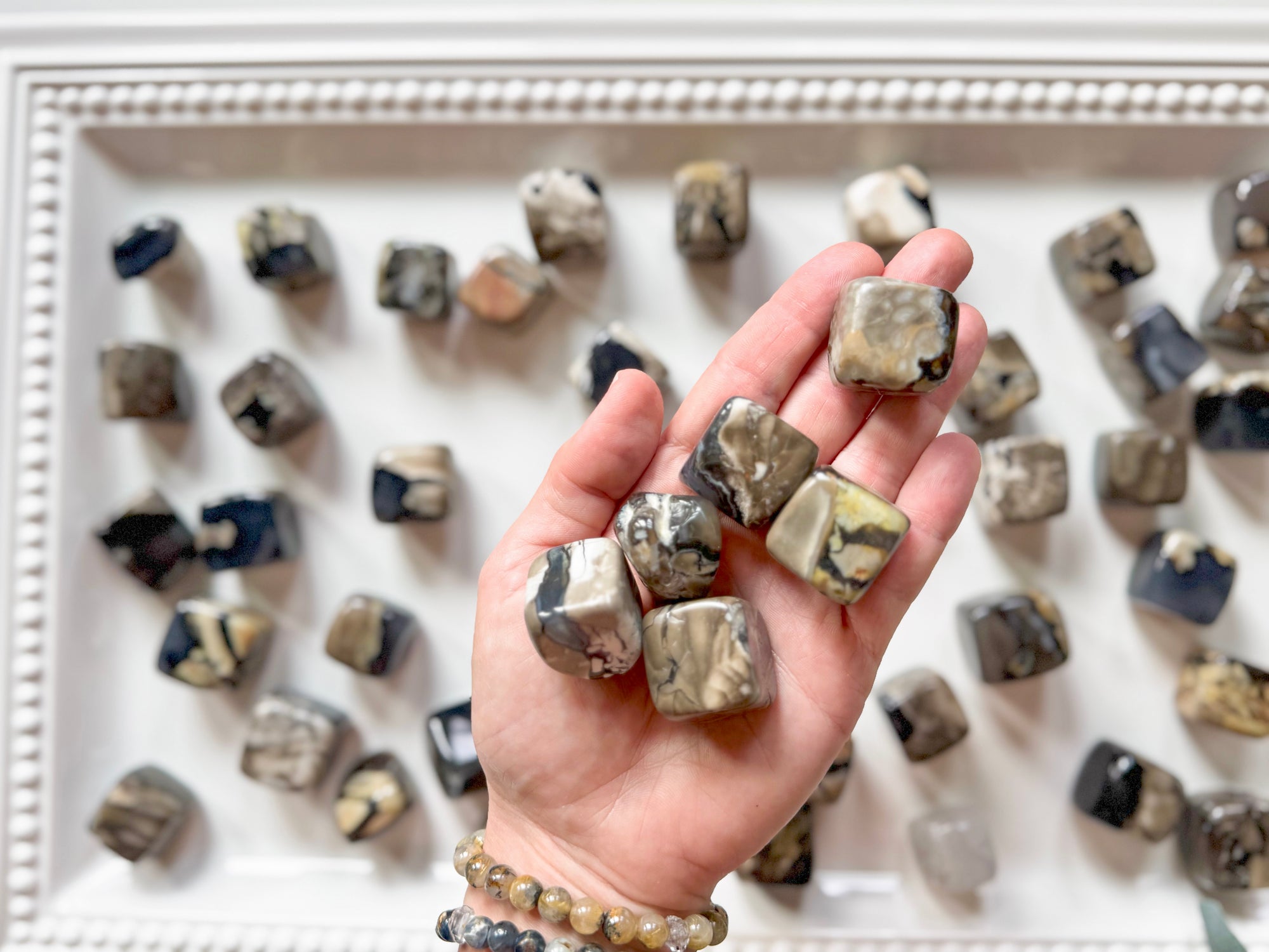 Fluorescent Volcanic Agate Cube Tumbled Stone || UV Reactive