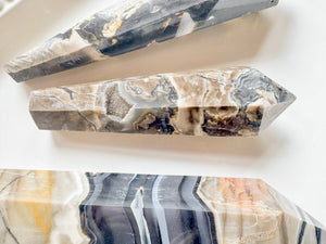 Fluorescent Volcanic Agate Cut Base Wand || UV Reactive