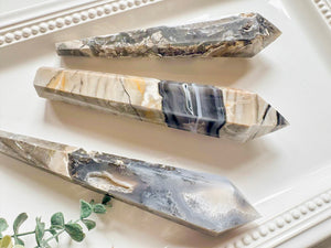 Fluorescent Volcanic Agate Cut Base Wand || UV Reactive