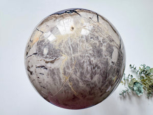 Fluorescent Volcanic Agate Sphere - XXL || UV Reactive