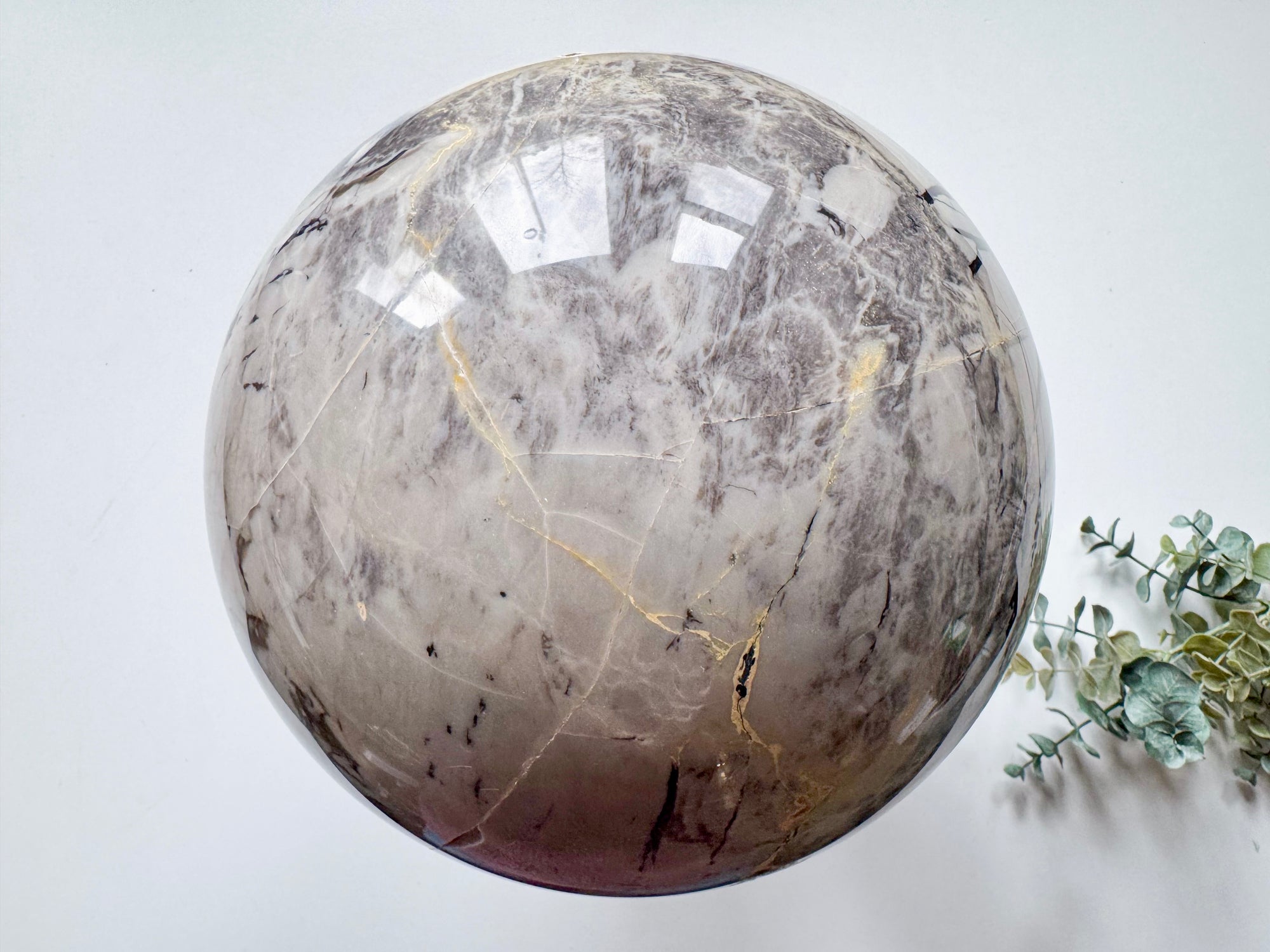 Fluorescent Volcanic Agate Sphere - XXL || UV Reactive
