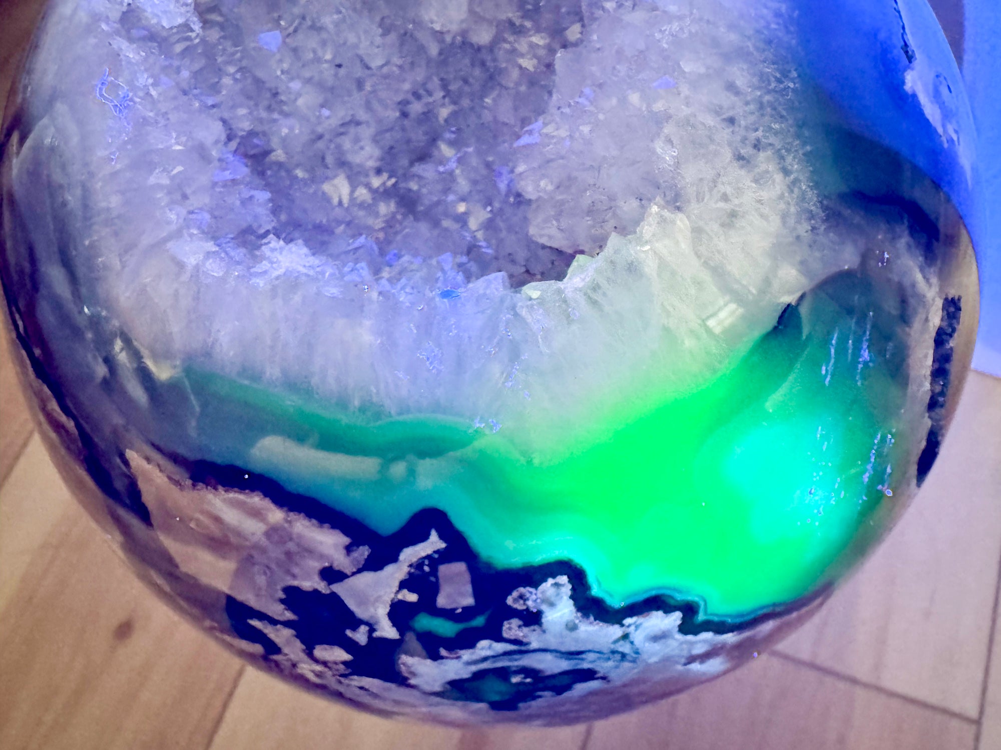 Fluorescent Volcanic Agate Sphere - XXL || UV Reactive
