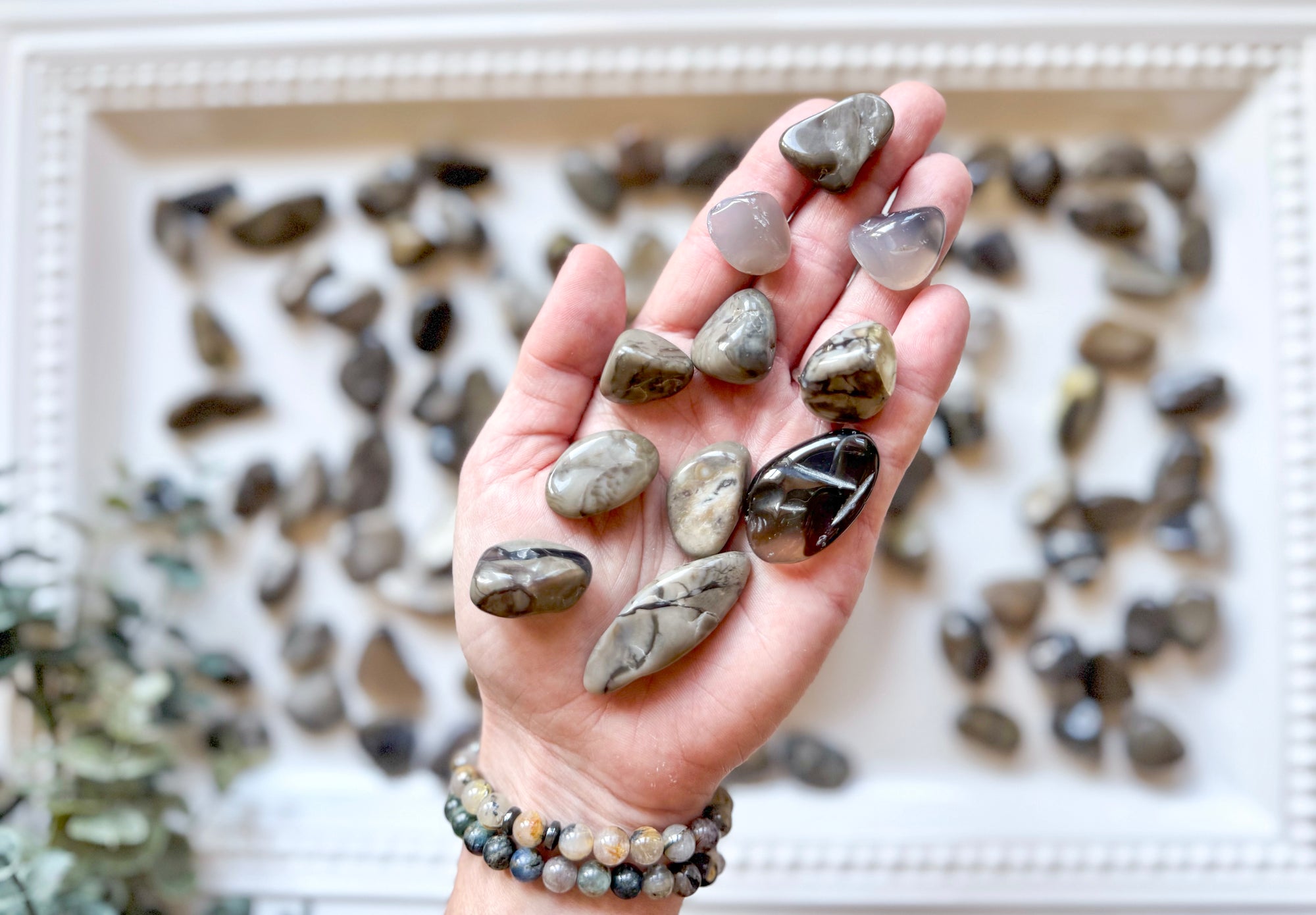 Fluorescent Volcanic Agate Tumbled Stone || UV Reactive