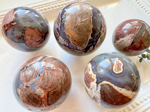 Football Agate Sphere || UV Reactive