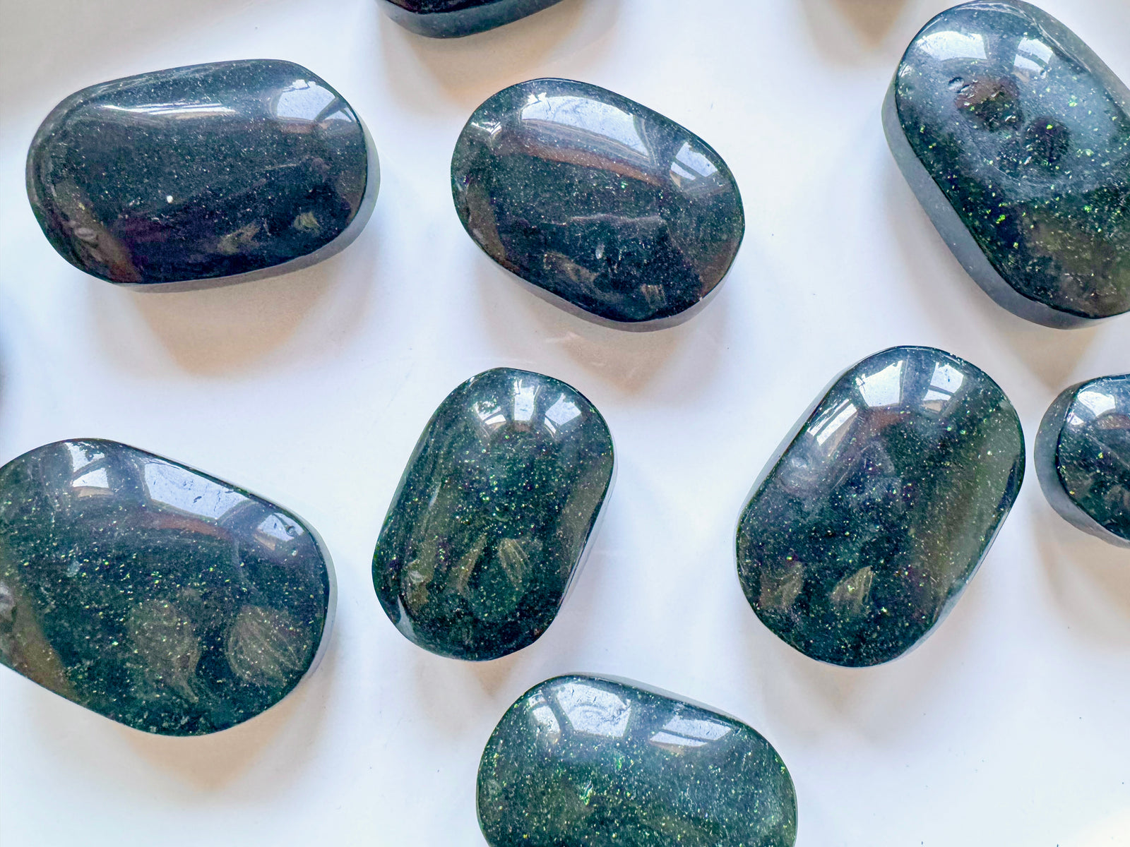 Green Sandstone Palm Stone