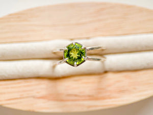 Hexagon Double Band Sterling Ring || Peridot