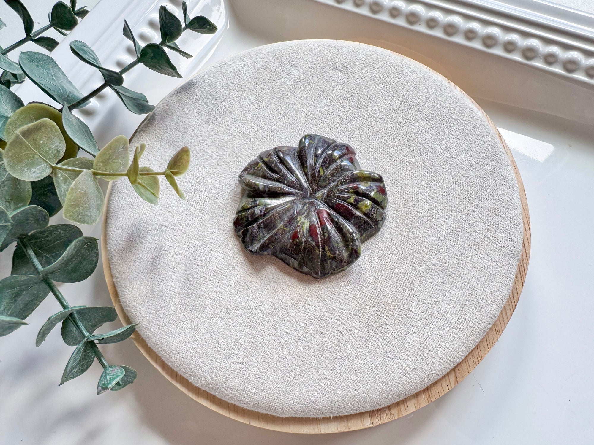 Hibiscus Blossom Crystal Carving