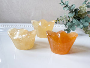 Honey Optical Calcite Yuanbao Ingot Carving