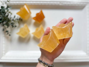 Honey Optical Calcite Yuanbao Ingot Carving