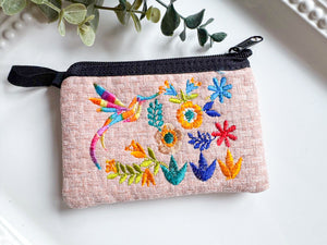 Humming Bird Embroidered Zippered Pouch || Ecuador