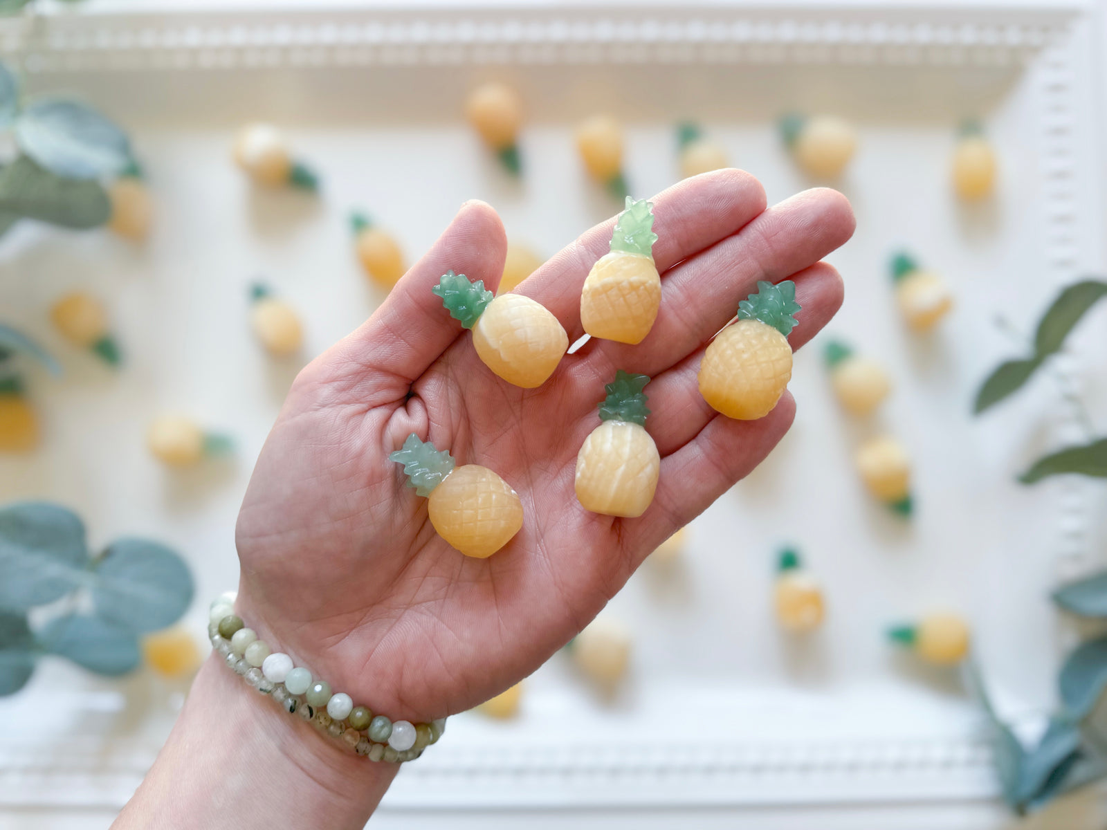 Mini Pineapple Crystal Carving