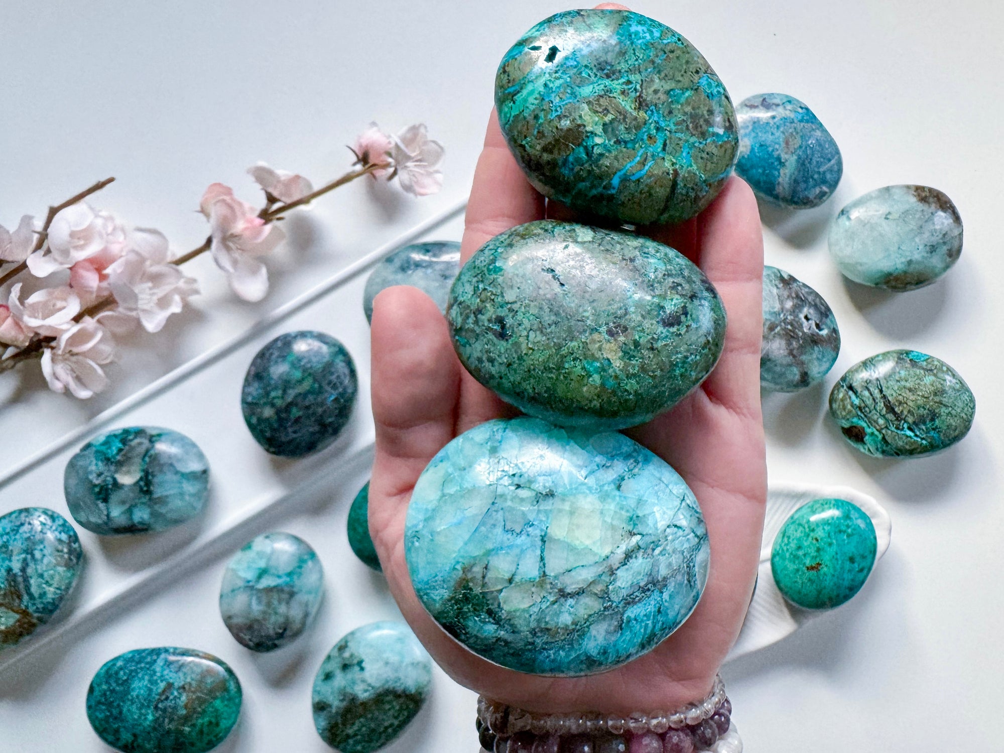 Quantrum Quattro Palm Stone || Malachite, Chrysocolla, Quartz & Shattuckite