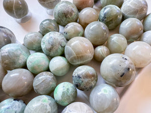 Garnierite Green Moonstone Sphere || Mini