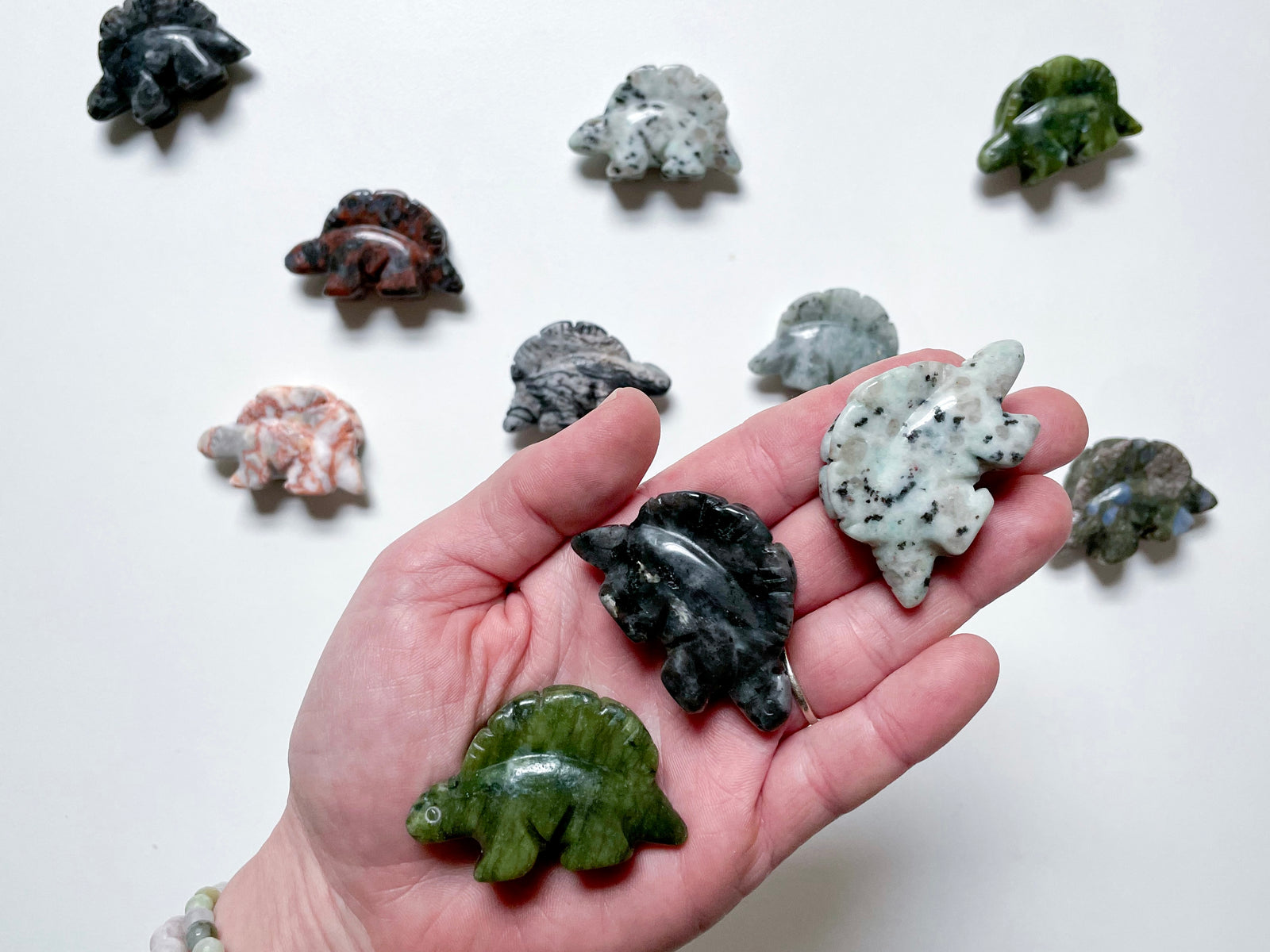 Crystal Stegosaurus 2" Carving