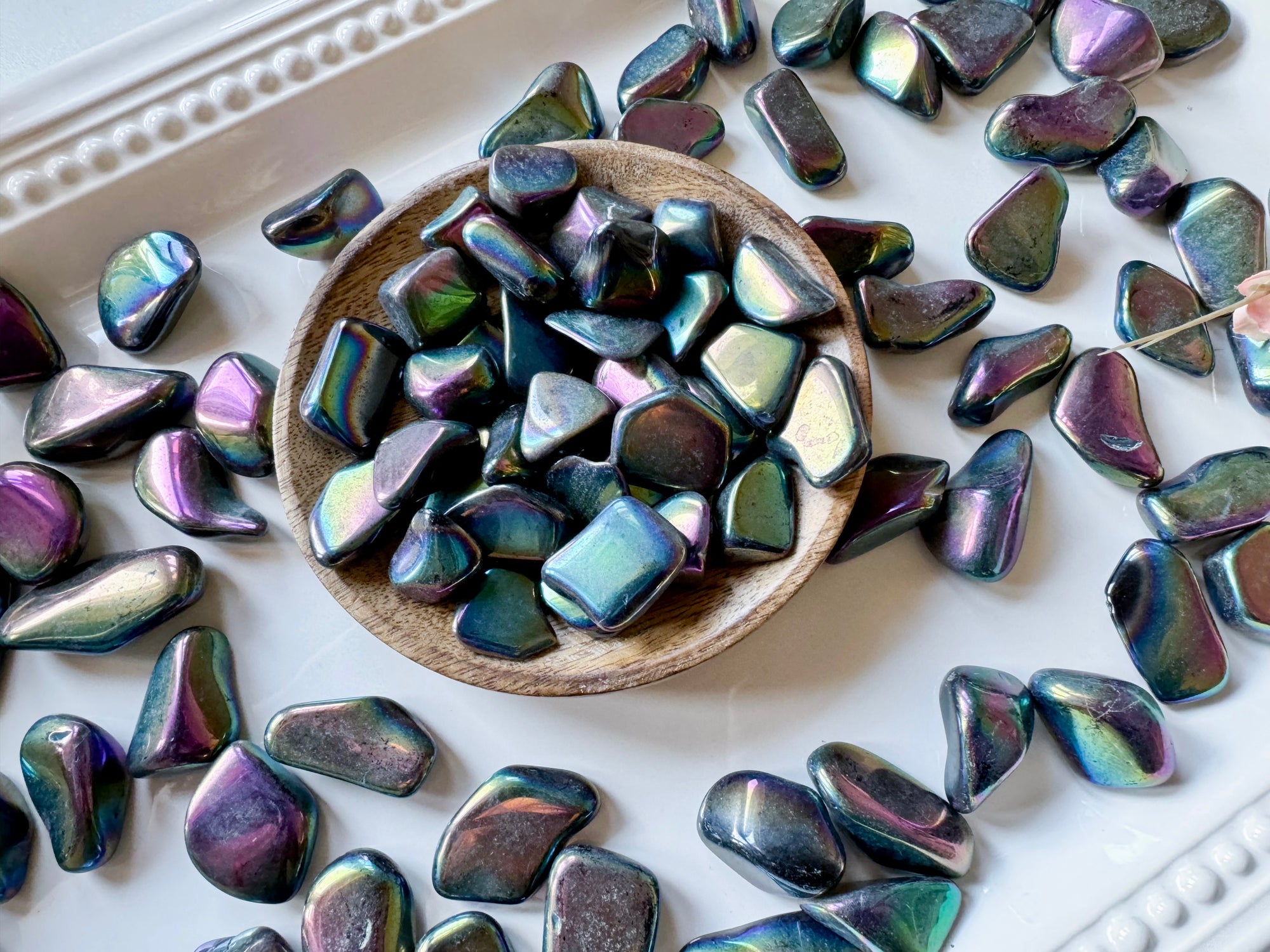 Aura Obsidian Tumbled Stones