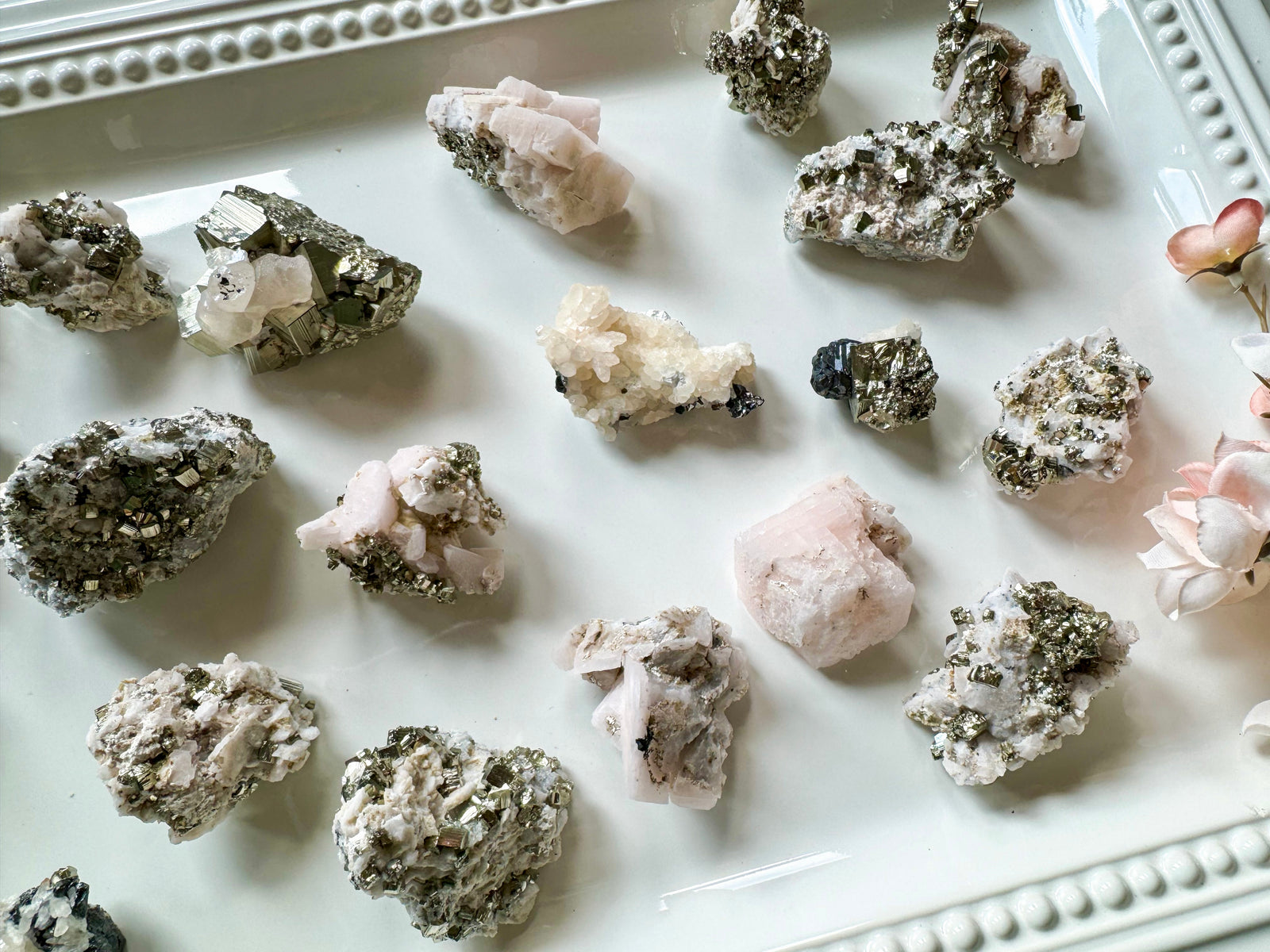 Mangano Calcite with Pyrite || Peru || UV Reactive